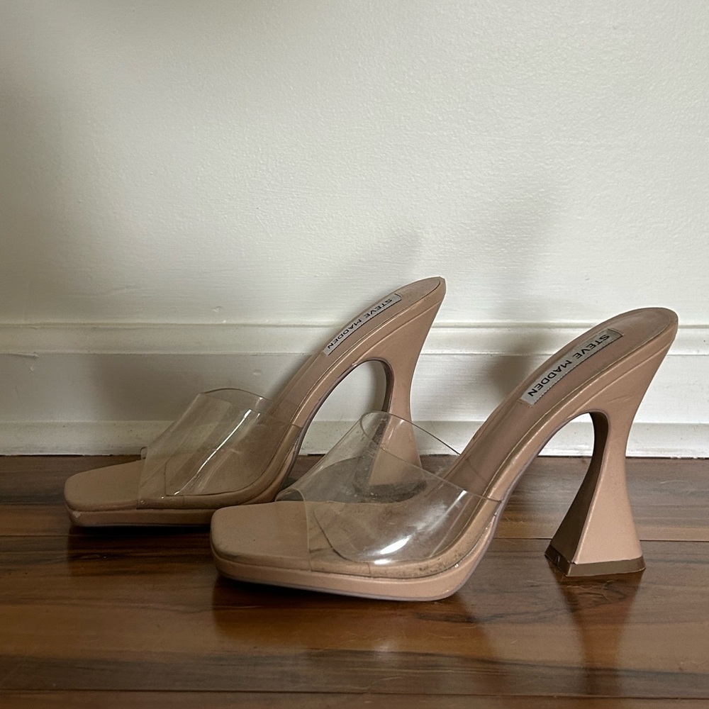 Steve Madden Flare Heel